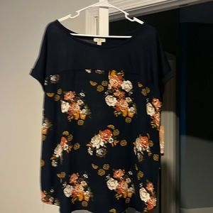 Beautiful Navy dress shirt